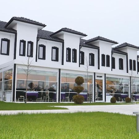 Hotel Vila Zana Gostivar Esterno foto