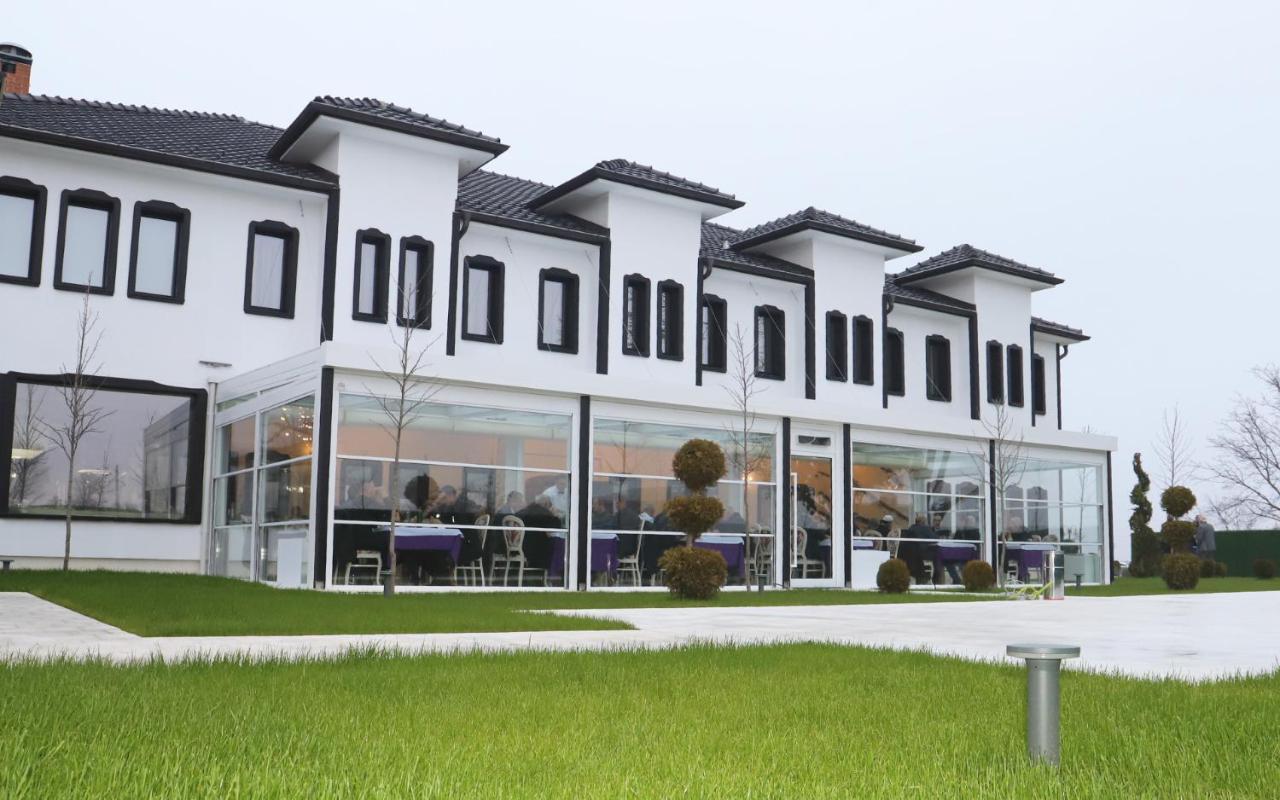 Hotel Vila Zana Gostivar Esterno foto